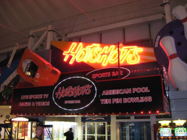 Hotshots Entrance
