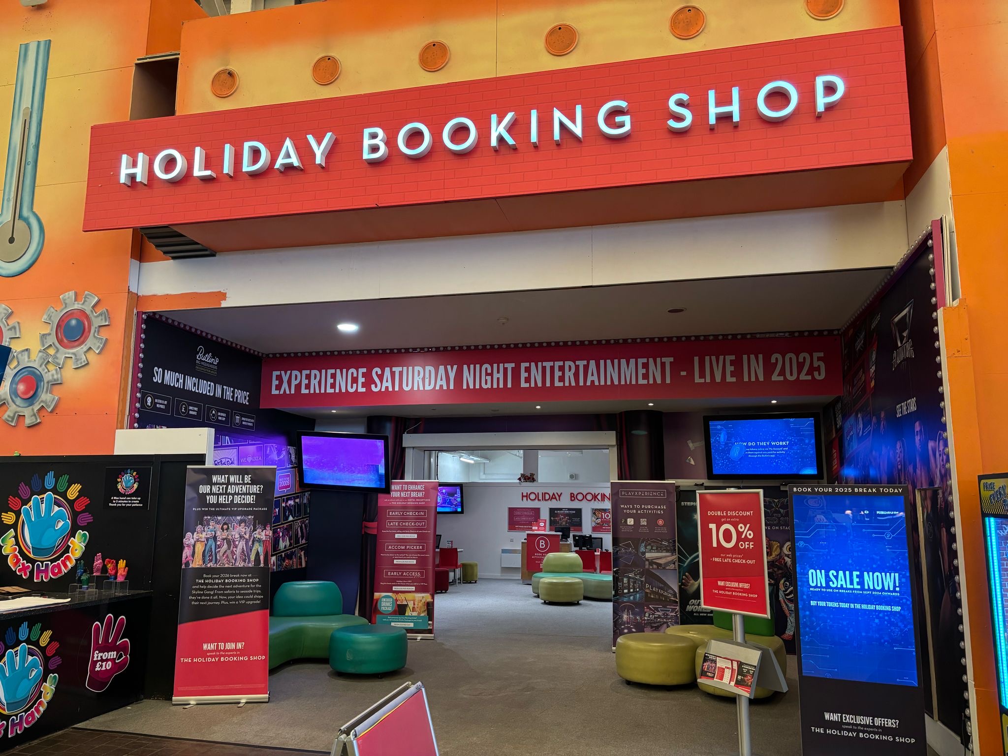 Holiday Booking Shop