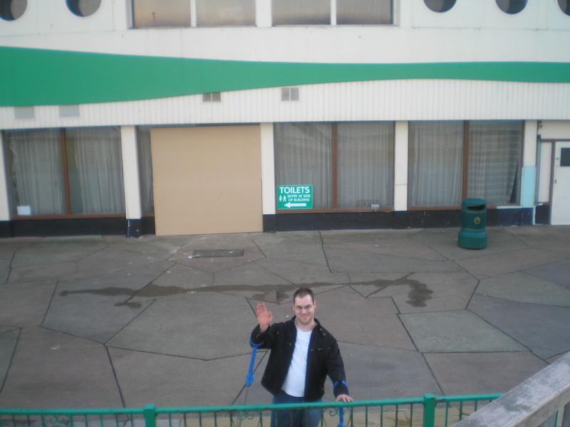 DiscoKev infront of the old building