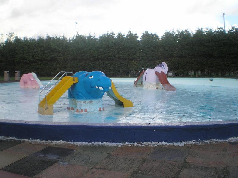 The old outdoor funpool