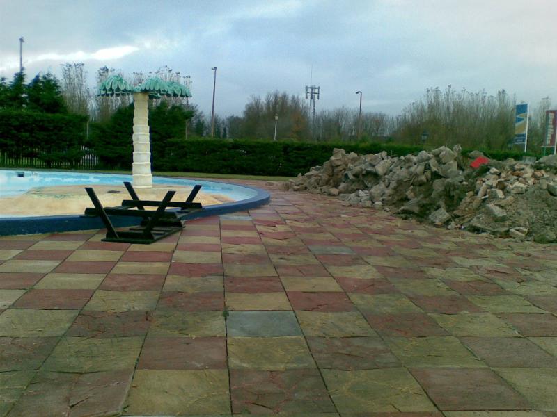 The edge of the old funpool