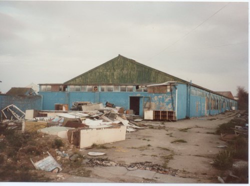 End view from catering store