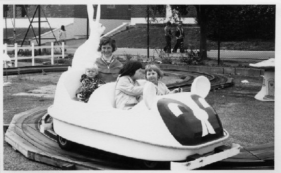 Kiddie Ride 1977