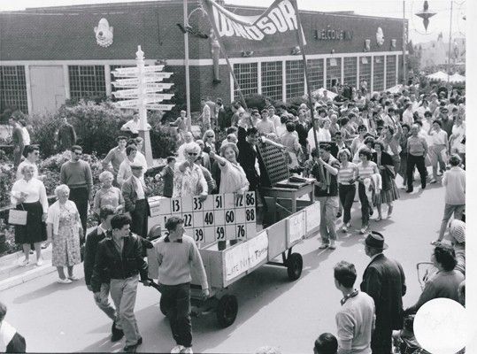 Bingo Float 1962