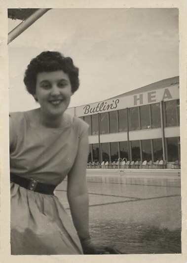 Barbara Campbell by the pool c1959