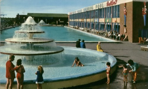 The South Fountain