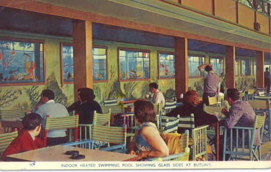 Promenade Lounge