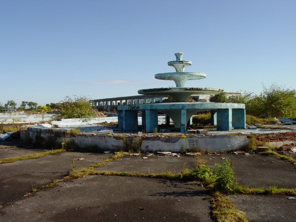 Pool Fountain