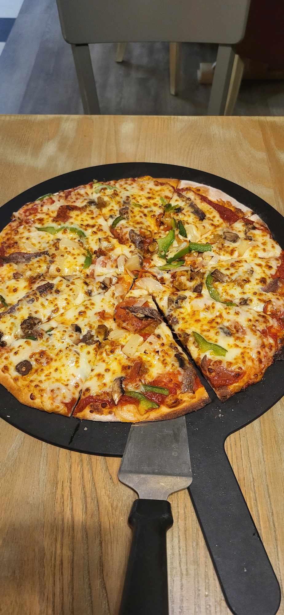 Papa Johns Large Pizza