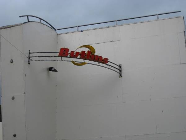 Butlins Sign