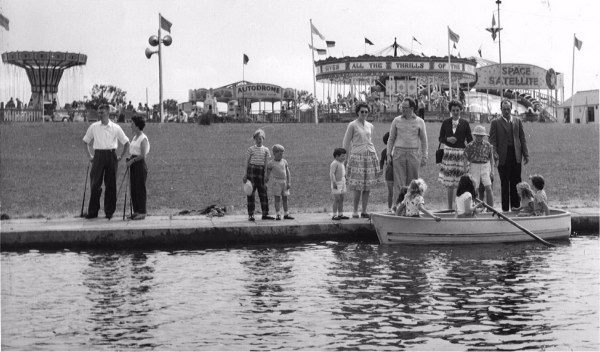 Boating Lake & Amusement Park