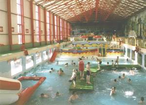 Indoor Pool in 2000 - Photo © L Stott