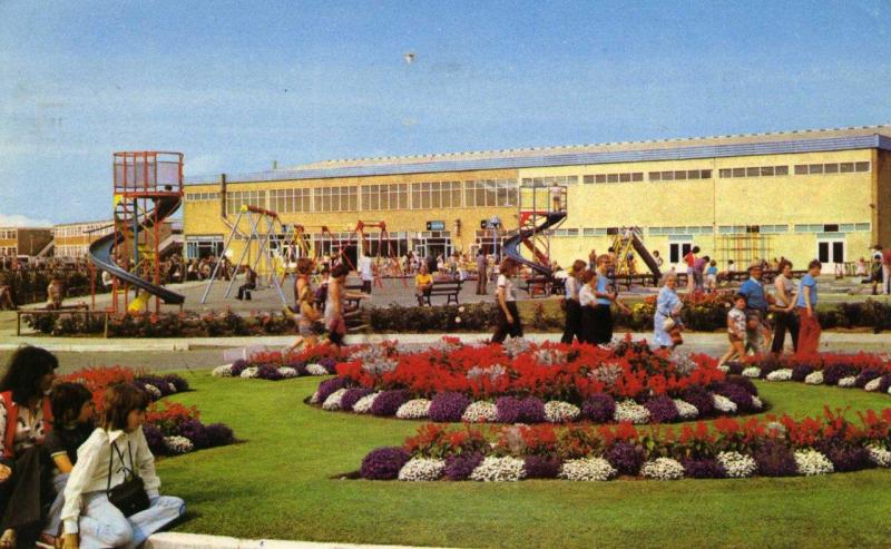 Pontins Southport Postcard