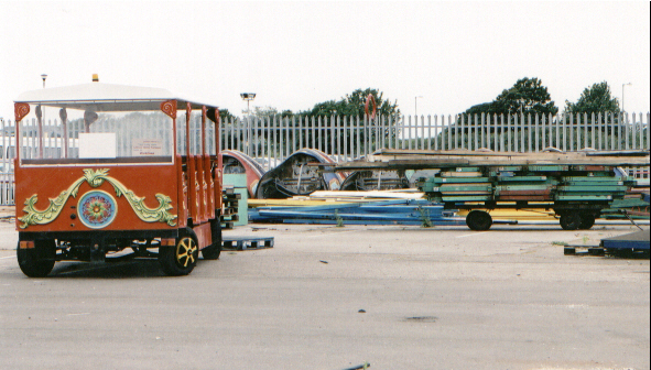The Waltzer dismantled 2002